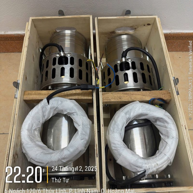 Bơm chìm trục đứng inox 150QY160-6-4S