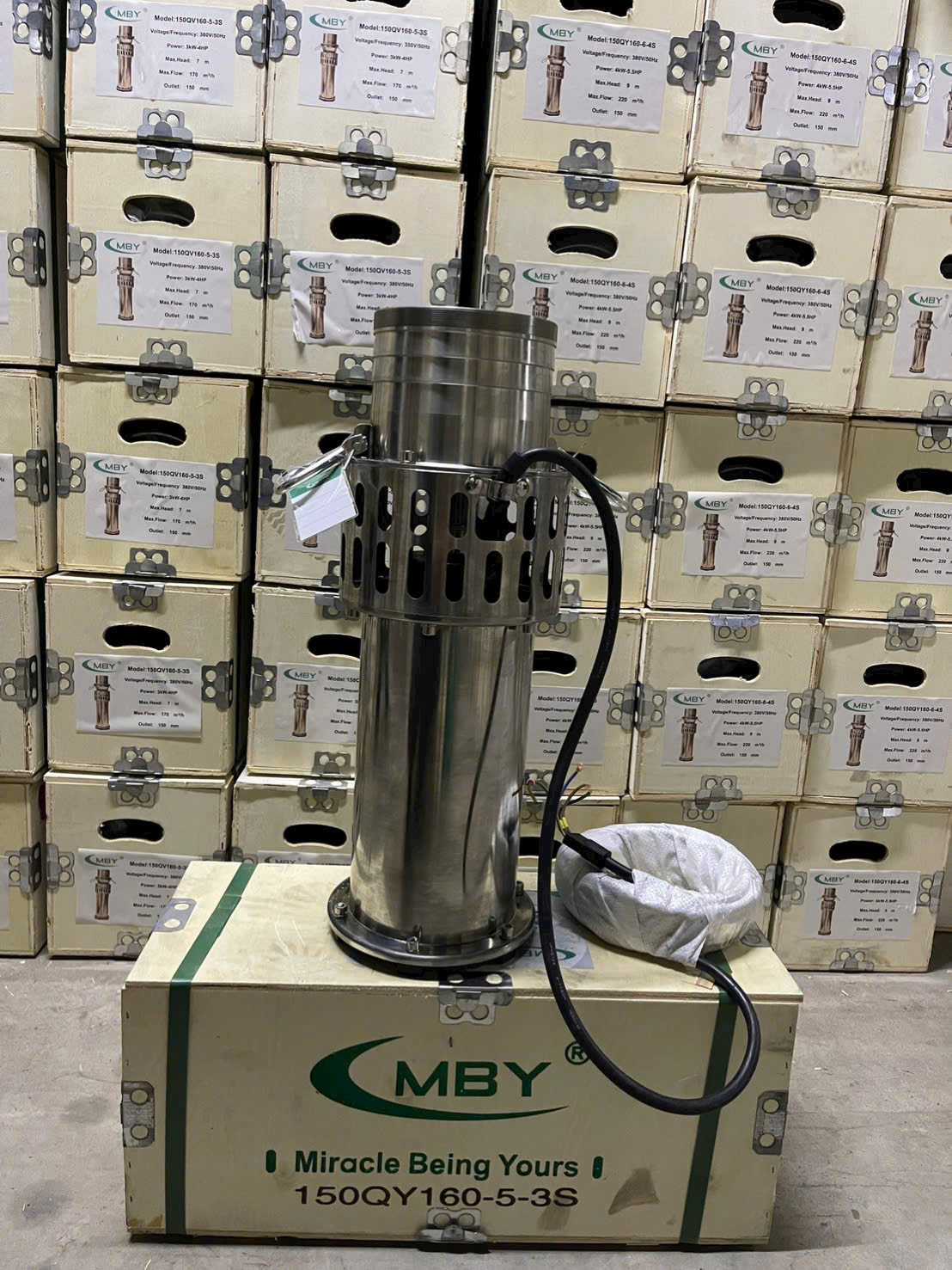 Bơm chìm trục đứng inox 200QY250-5-5.5S