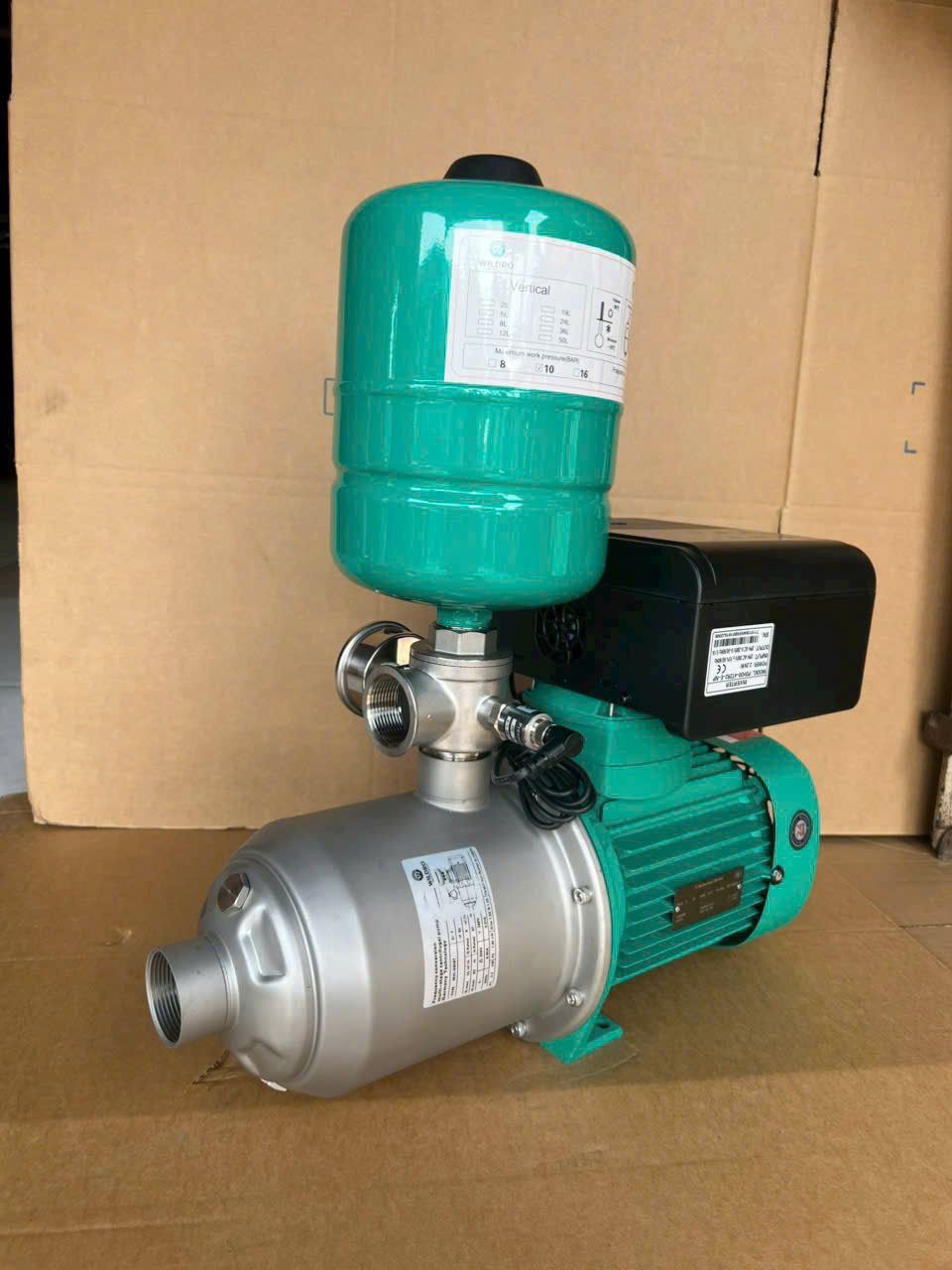 Bơm tăng áp biến tần DENOR MHI-1602BP 1.5KW