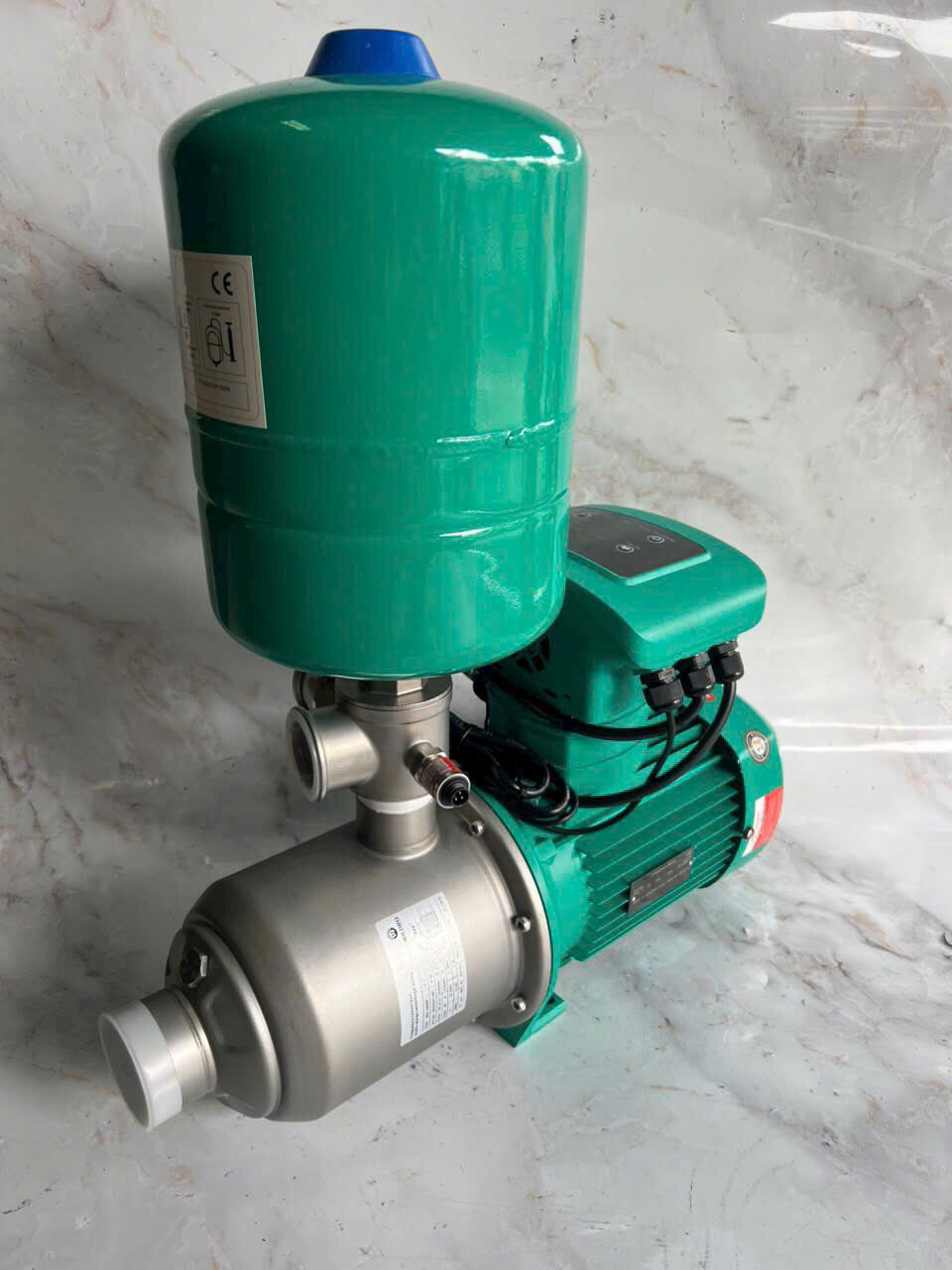 Bơm tăng áp biến tần DENOR MHI-805BP 1.85KW
