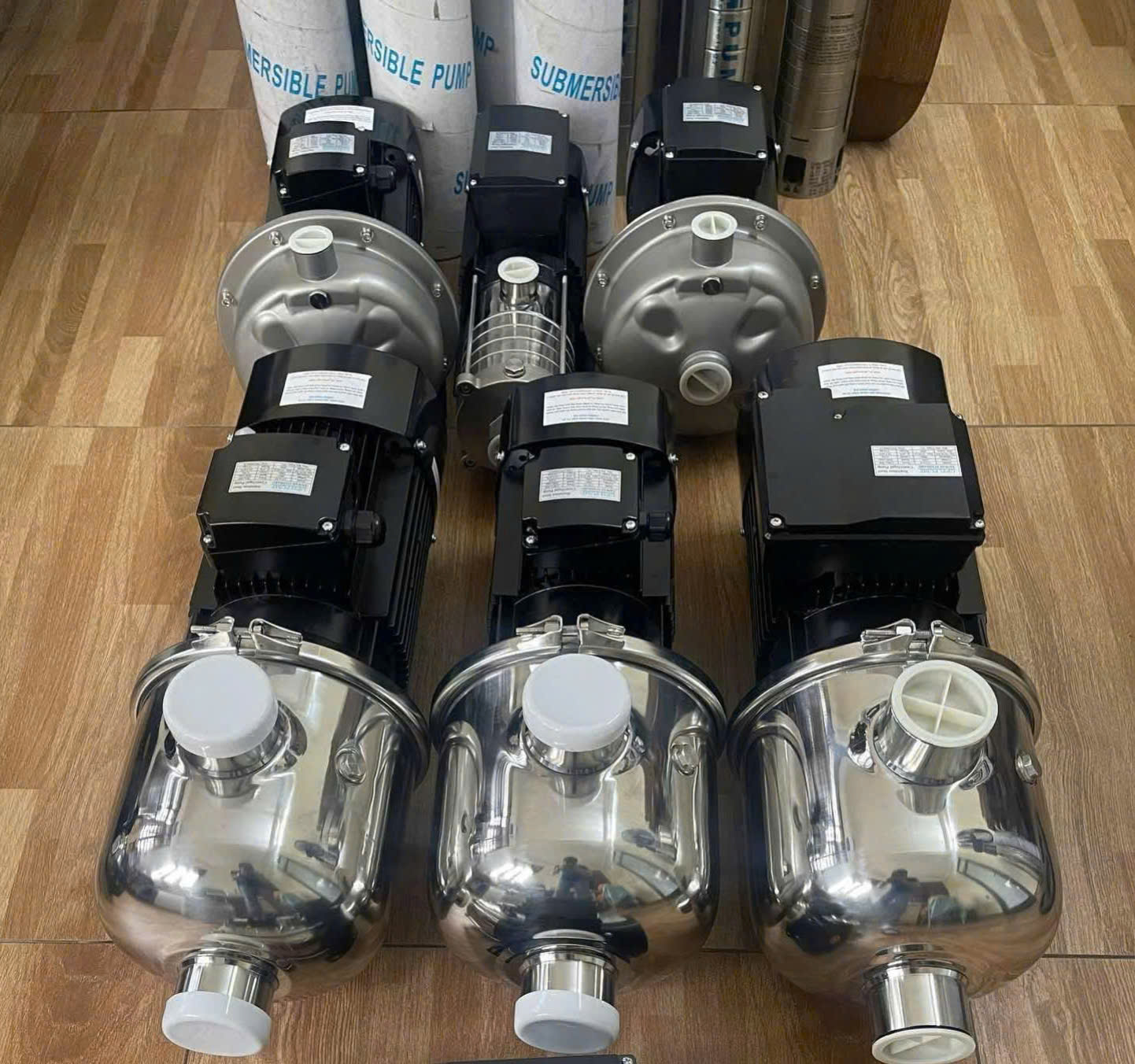 Máy bơm trục ngang DENOR CF8-25T 1.5KW