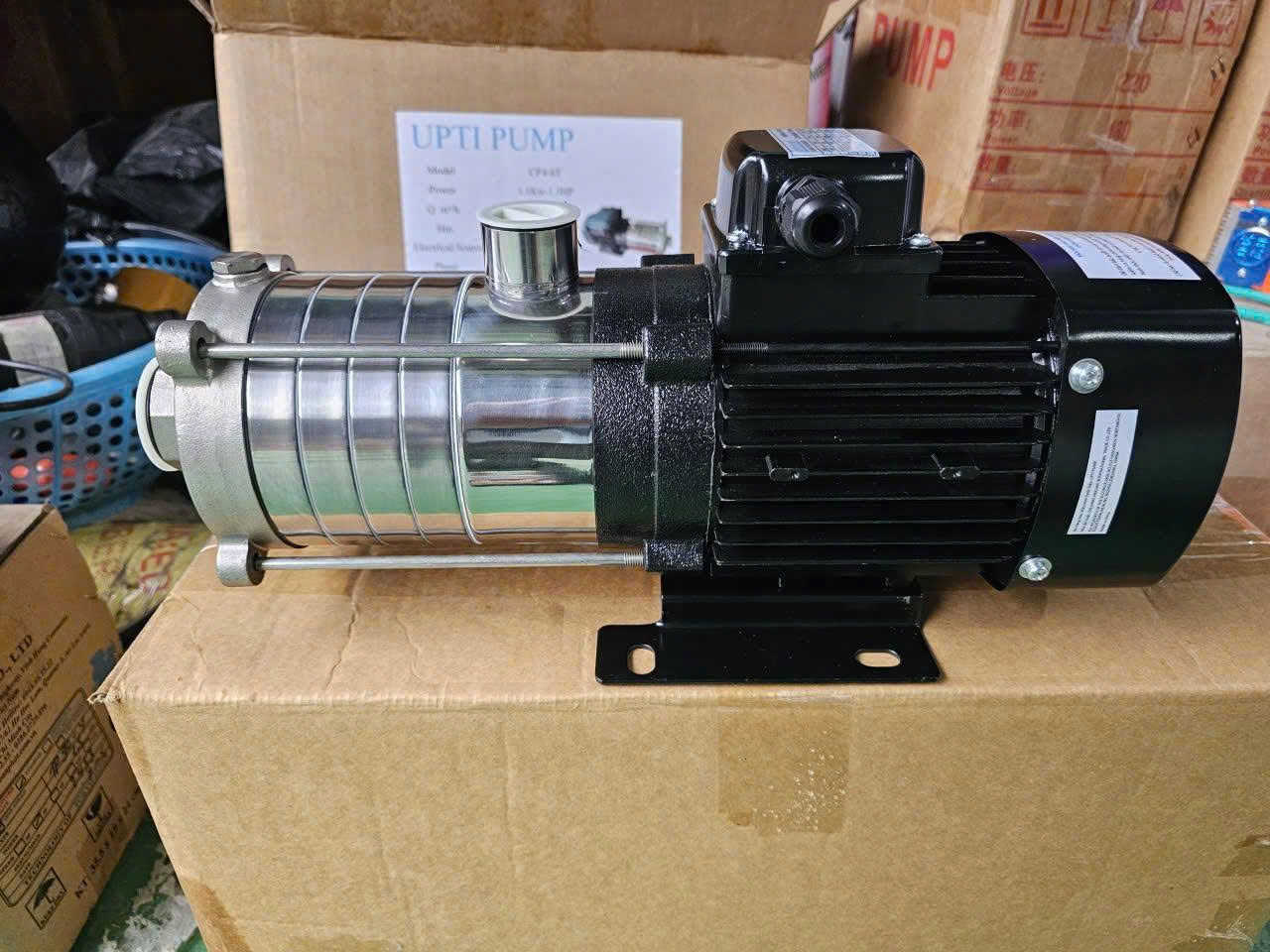 Máy bơm trục ngang DENOR CM8-40T 2.2KW
